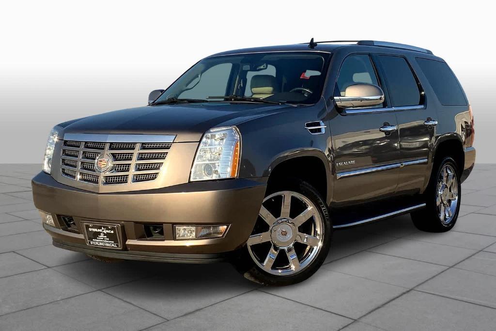 used 2012 Cadillac Escalade car, priced at $13,995