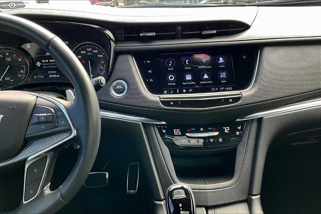 used 2022 Cadillac XT5 car, priced at $35,995