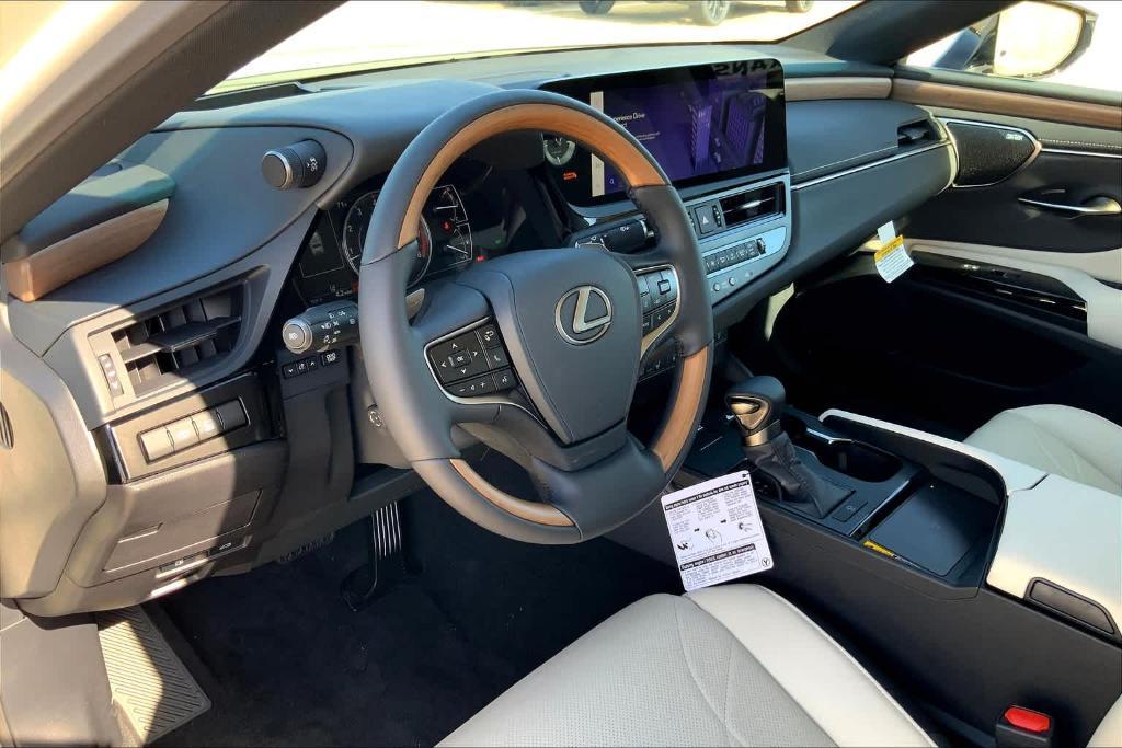 new 2025 Lexus ES 350 car, priced at $57,894