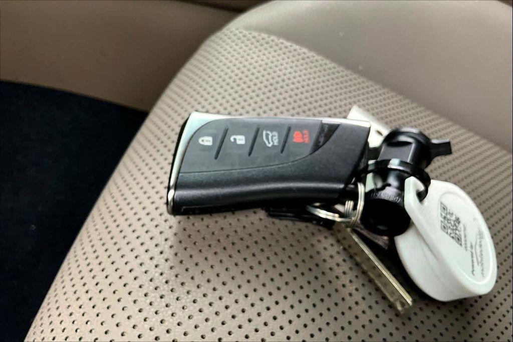 used 2023 Lexus GX 460 car, priced at $55,495