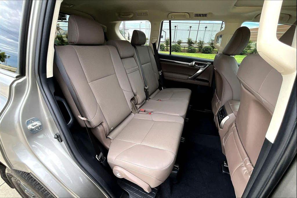 used 2023 Lexus GX 460 car, priced at $55,495