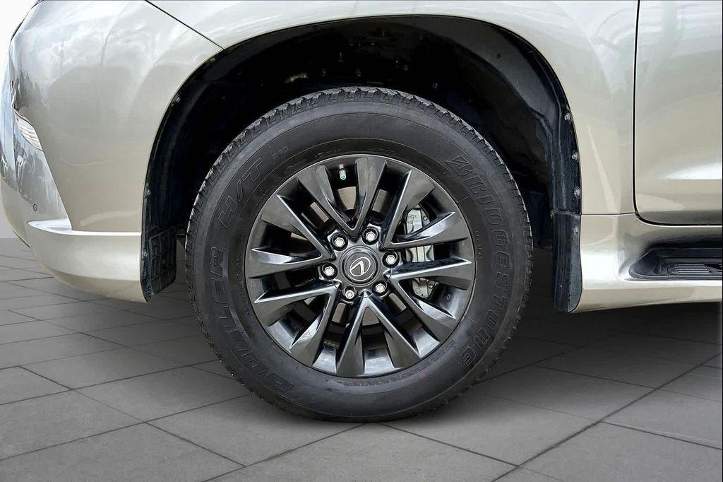 used 2023 Lexus GX 460 car, priced at $55,495