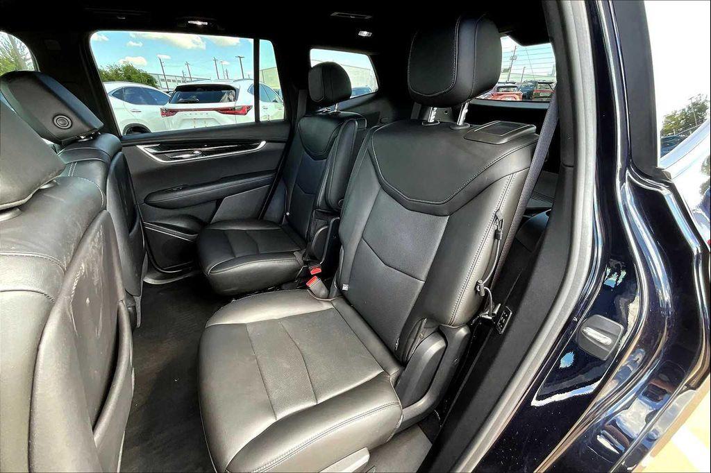 used 2021 Cadillac XT6 car, priced at $24,495