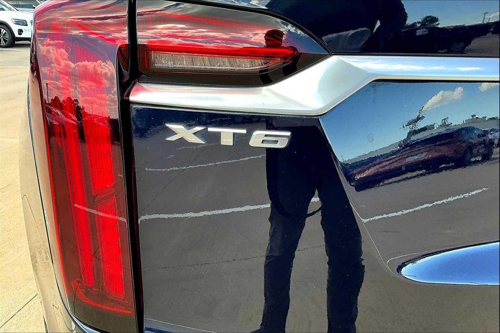 used 2021 Cadillac XT6 car, priced at $24,495