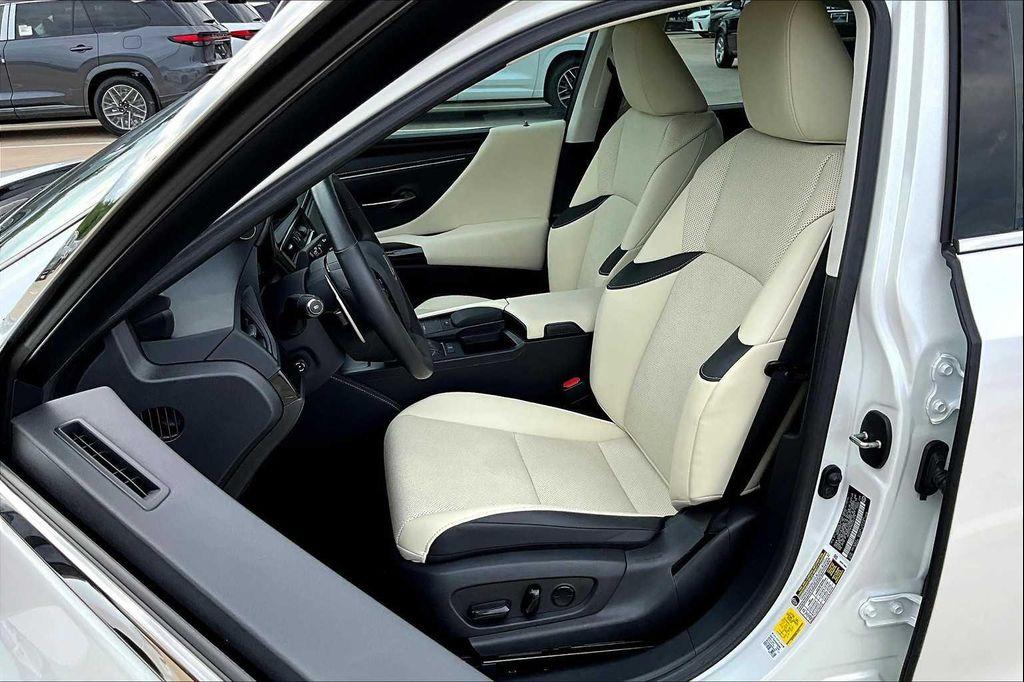 used 2022 Lexus ES 350 car, priced at $34,495