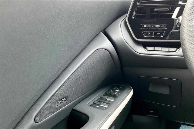 new 2025 Lexus TX 500h car, priced at $75,245