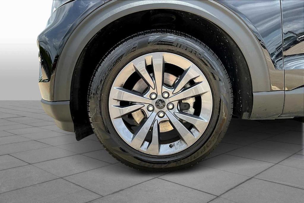used 2023 Ford Explorer car, priced at $34,495
