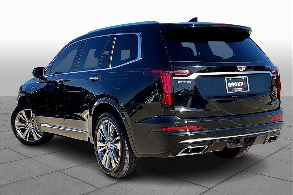 used 2023 Cadillac XT6 car, priced at $31,995