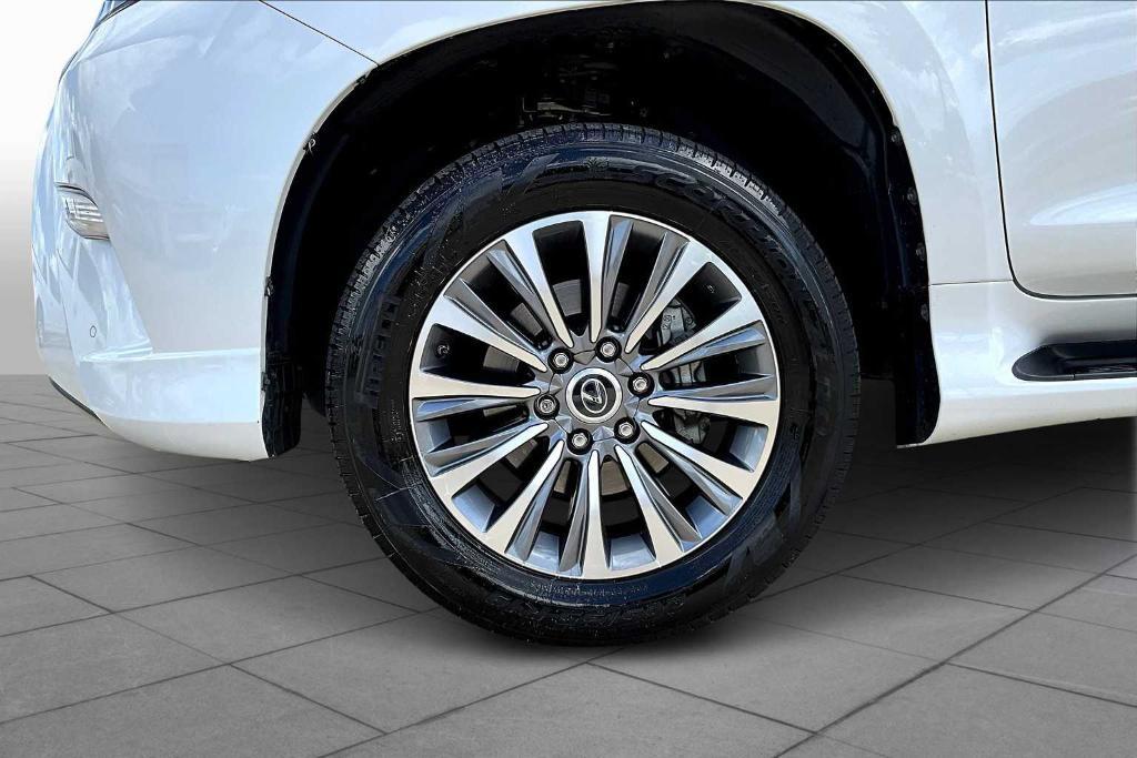 used 2021 Lexus GX 460 car, priced at $48,995