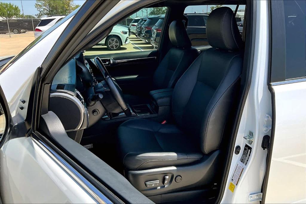 used 2023 Lexus GX 460 car, priced at $65,434