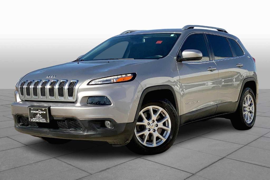 used 2016 Jeep Cherokee car, priced at $13,495