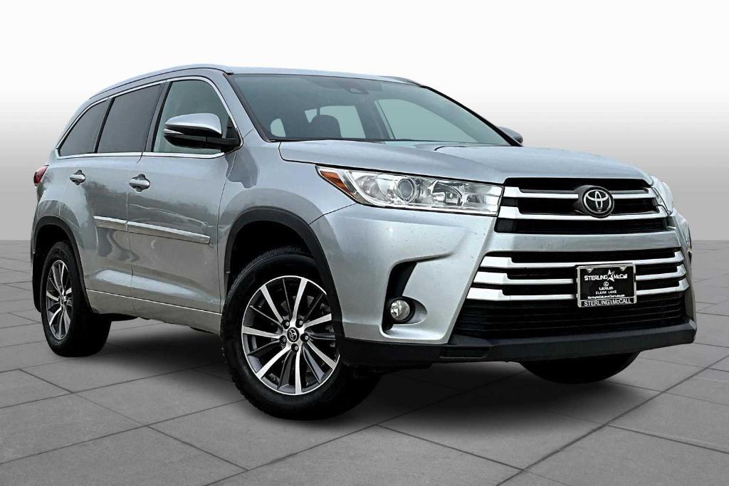 used 2018 Toyota Highlander car, priced at $18,995