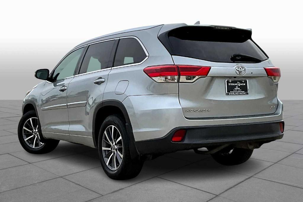 used 2018 Toyota Highlander car, priced at $18,995