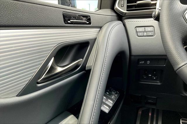 new 2025 Lexus LX 600 car, priced at $117,588
