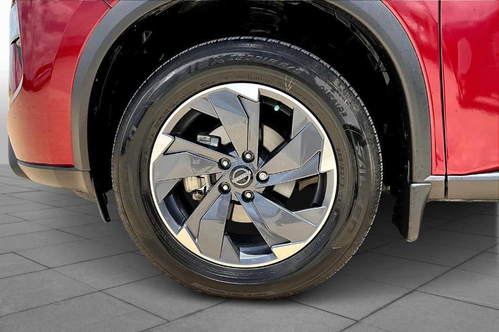 used 2024 Nissan Rogue car, priced at $24,995