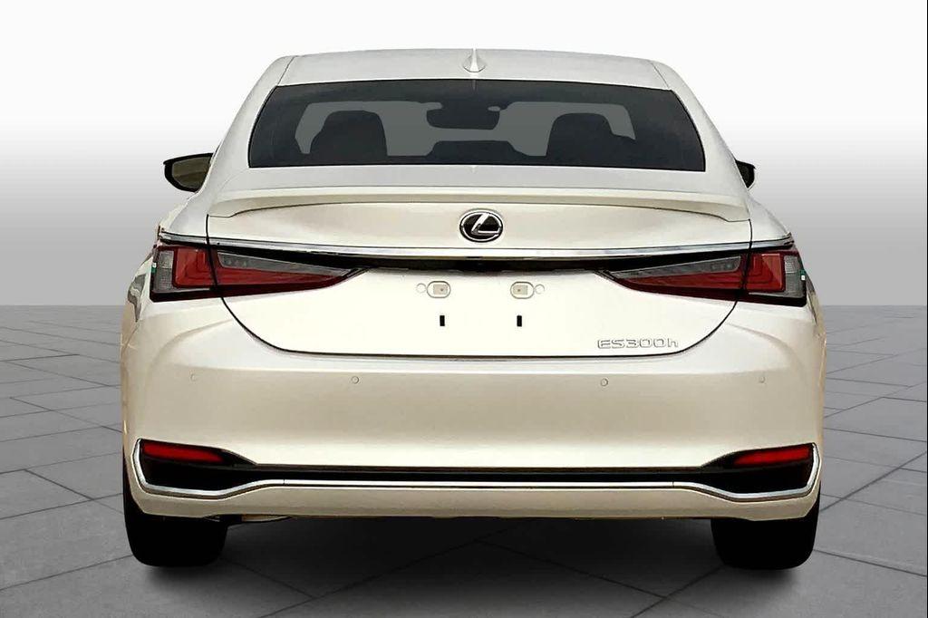 new 2025 Lexus ES 300h car, priced at $58,234