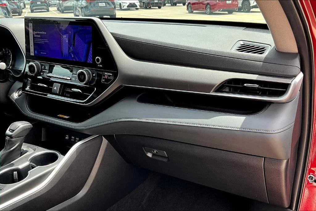 used 2023 Toyota Highlander car, priced at $36,995