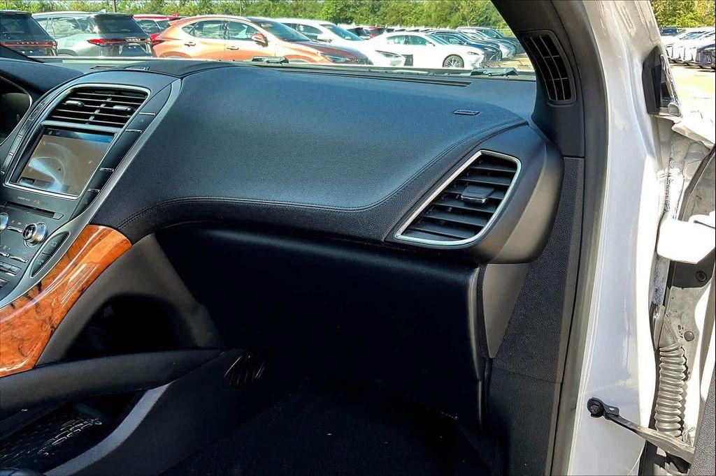 used 2019 Lincoln Nautilus car, priced at $21,495