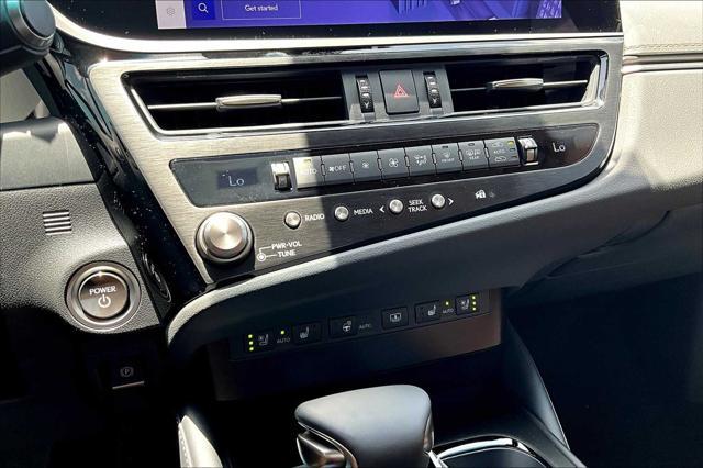 new 2025 Lexus ES 300h car, priced at $57,864