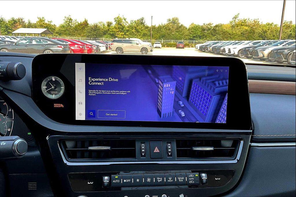 new 2025 Lexus ES 350 car, priced at $50,719