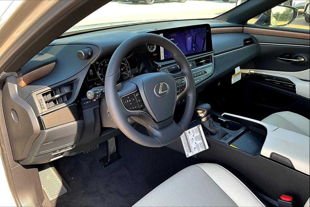 new 2025 Lexus ES 350 car, priced at $50,719