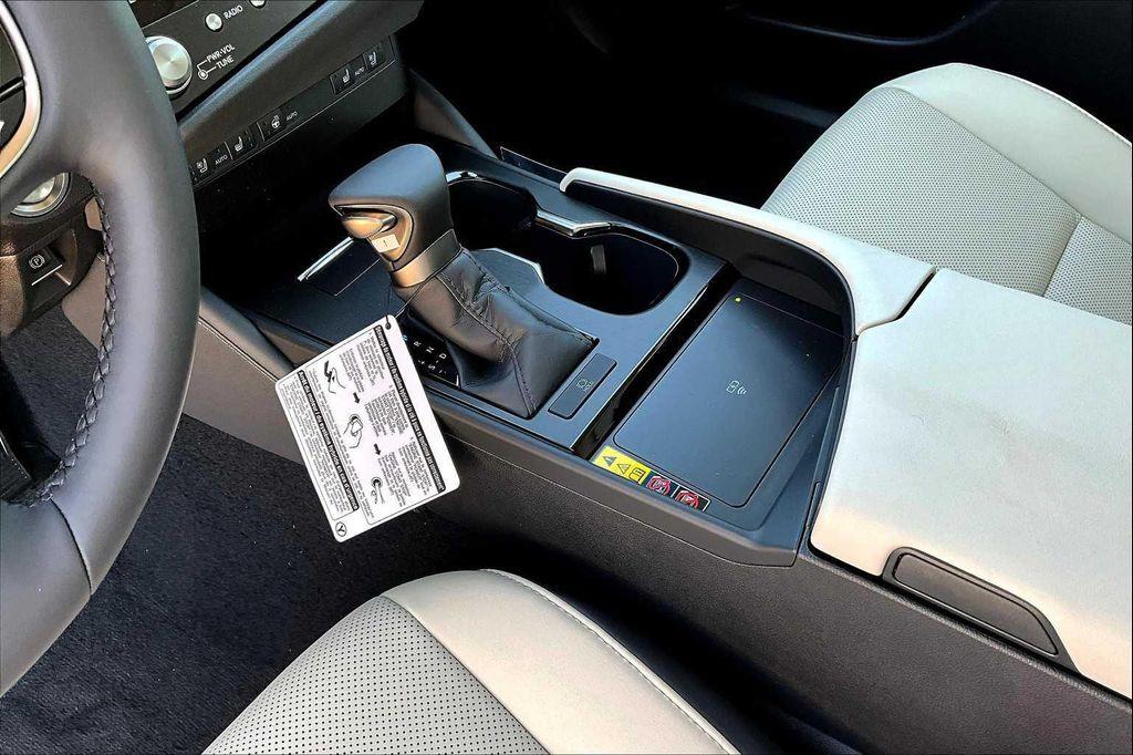 new 2025 Lexus ES 350 car, priced at $50,719