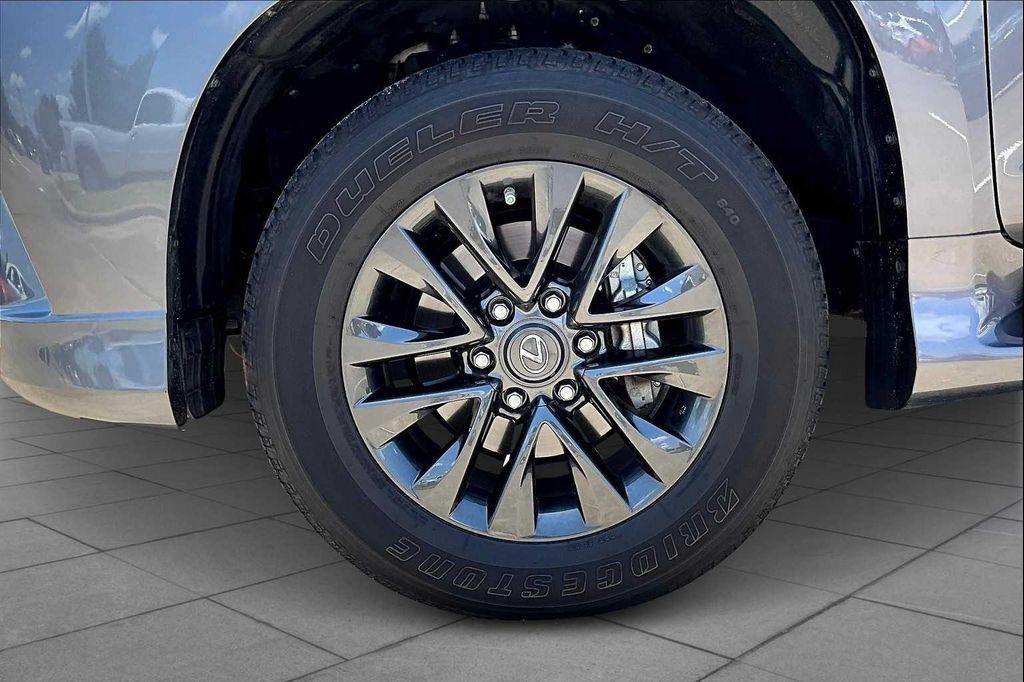 used 2023 Lexus GX 460 car, priced at $56,495