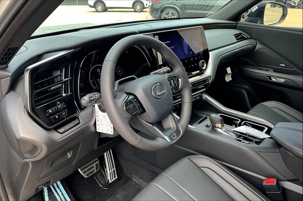 new 2025 Lexus TX 500h car, priced at $75,573