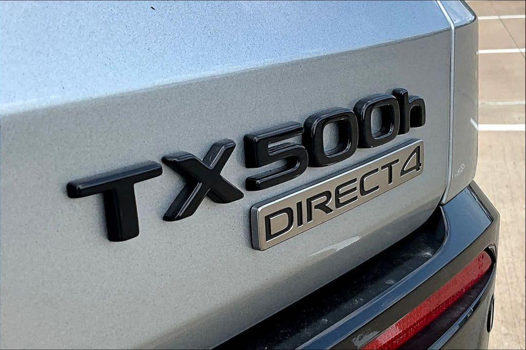 new 2025 Lexus TX 500h car, priced at $75,573