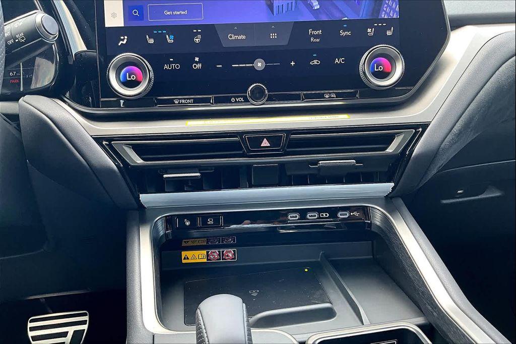new 2025 Lexus TX 500h car, priced at $75,573