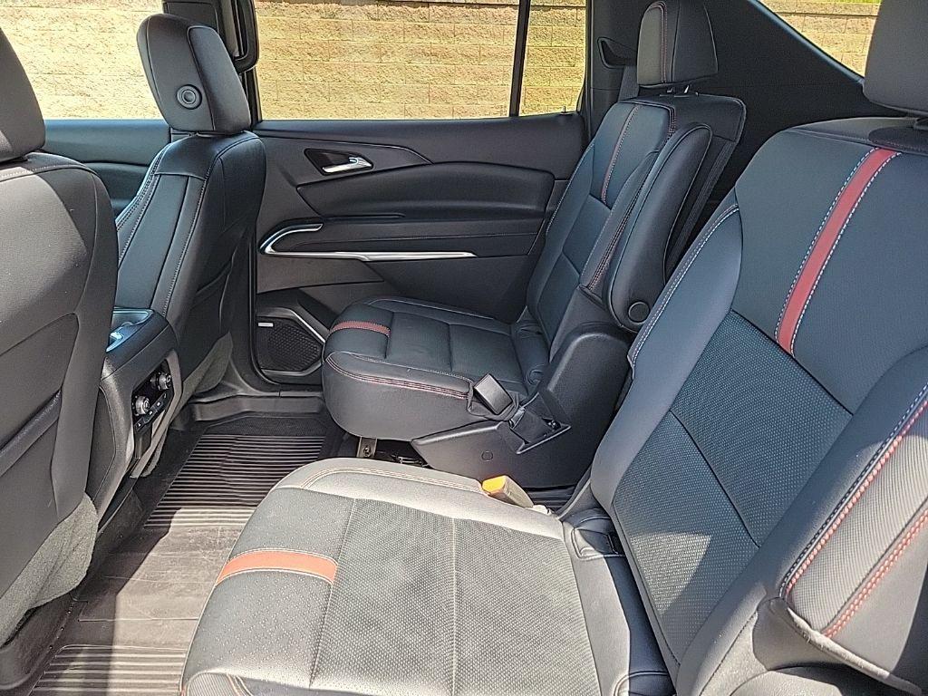 used 2024 Chevrolet Traverse car, priced at $54,200