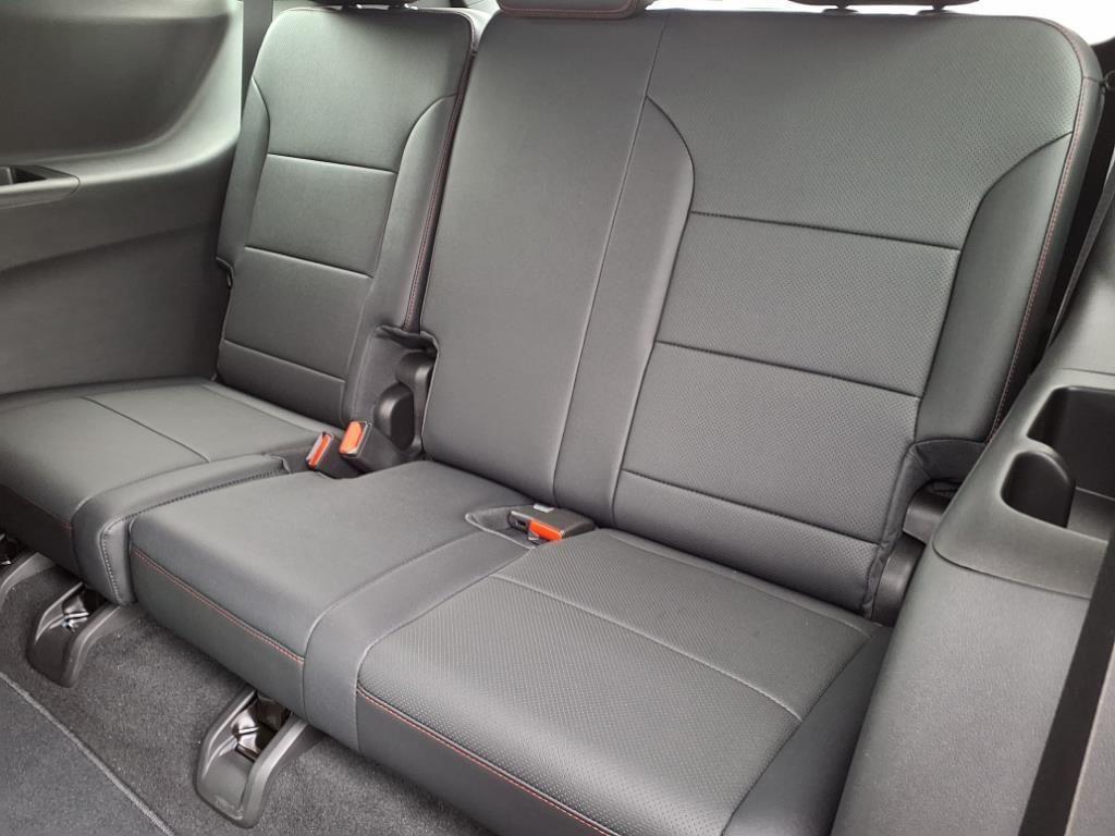 new 2026 Chevrolet Traverse car, priced at $58,250