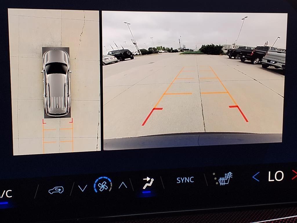 new 2026 Chevrolet Traverse car, priced at $58,250