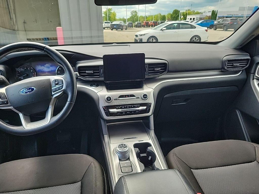 used 2022 Ford Explorer car, priced at $26,000