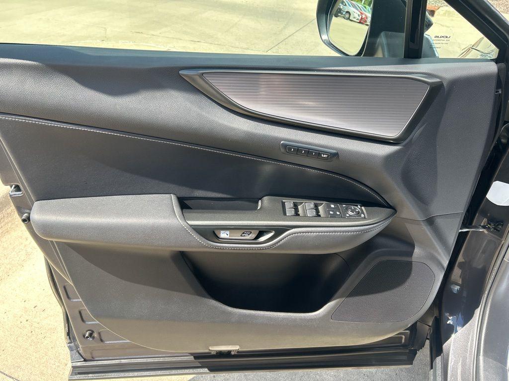 used 2022 Lexus NX 350 car, priced at $38,400