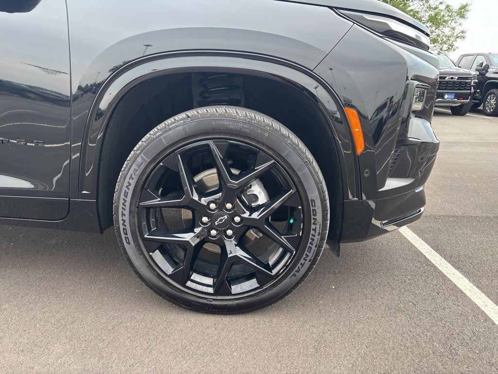 used 2024 Chevrolet Traverse car, priced at $54,000