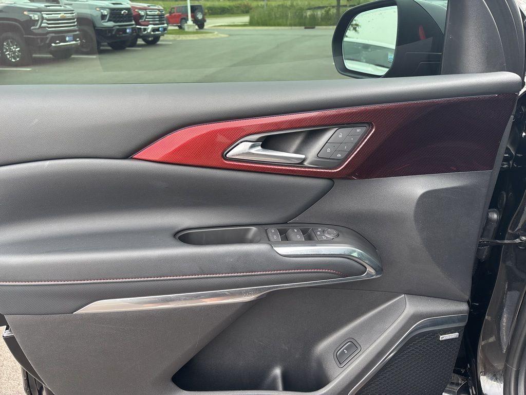 used 2024 Chevrolet Traverse car, priced at $54,000