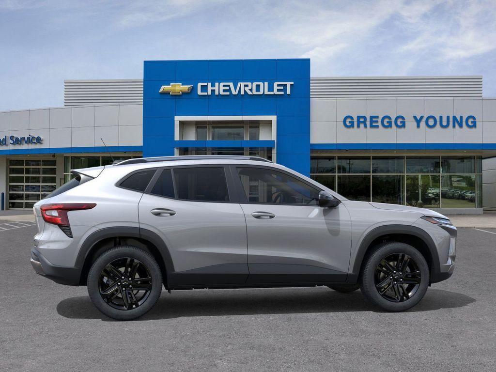 new 2025 Chevrolet Trax car, priced at $27,585