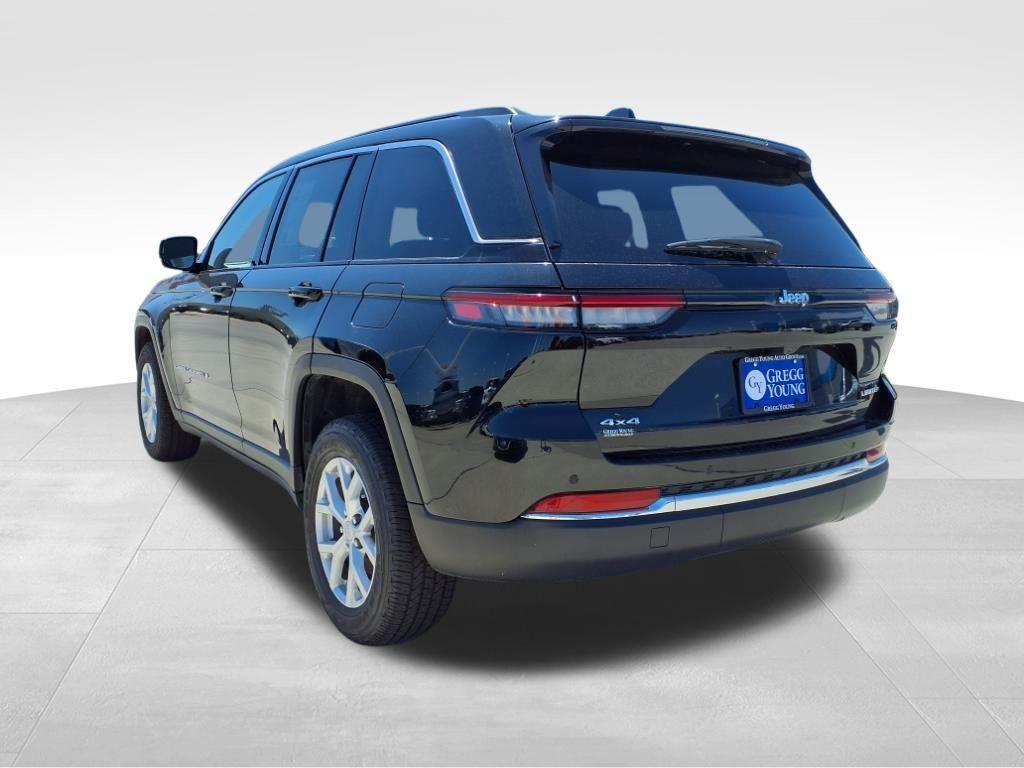 used 2023 Jeep Grand Cherokee car, priced at $27,000