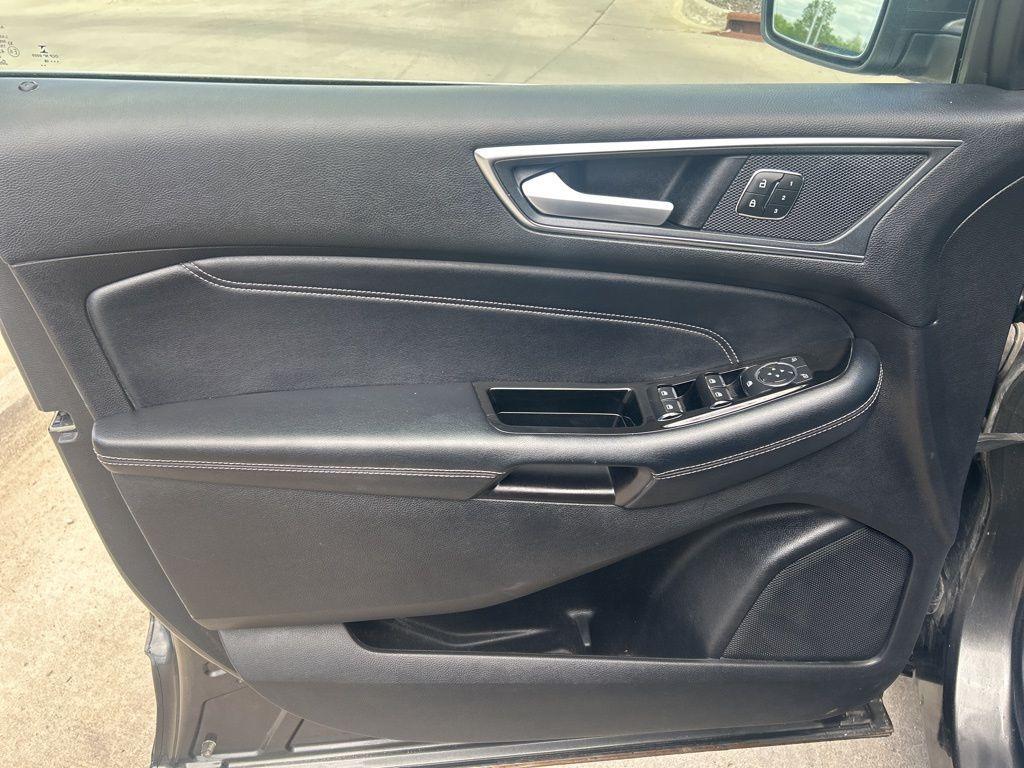 used 2018 Ford Edge car, priced at $14,250