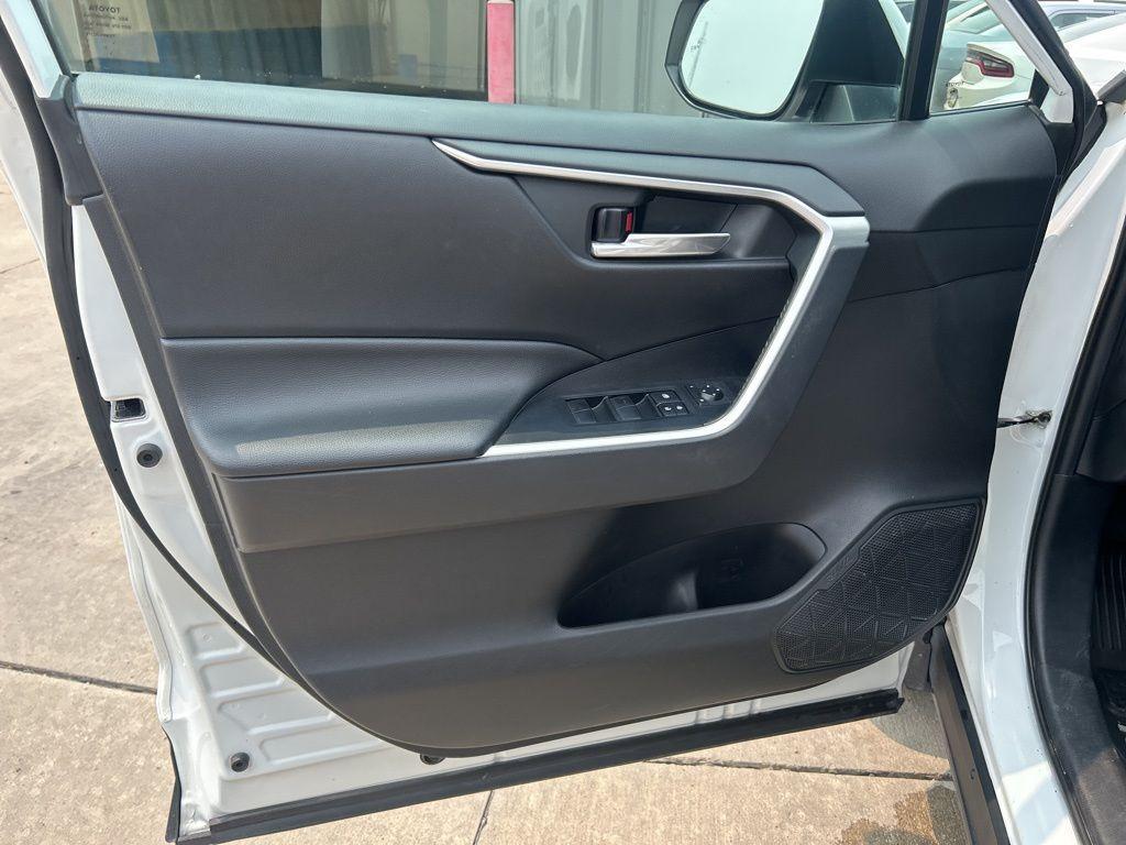 used 2020 Toyota RAV4 Hybrid car, priced at $28,150