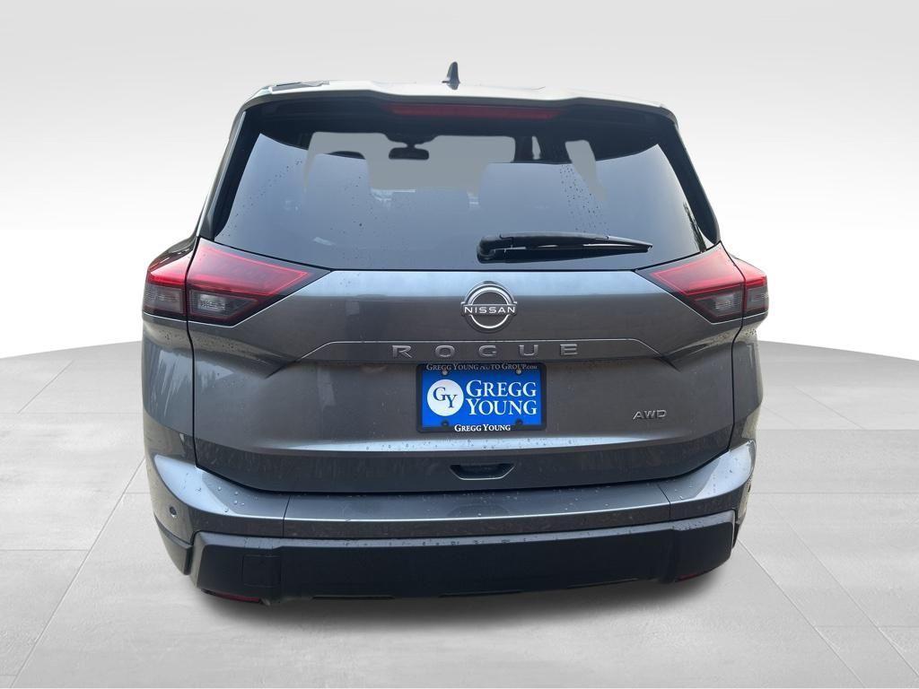used 2024 Nissan Rogue car, priced at $21,918