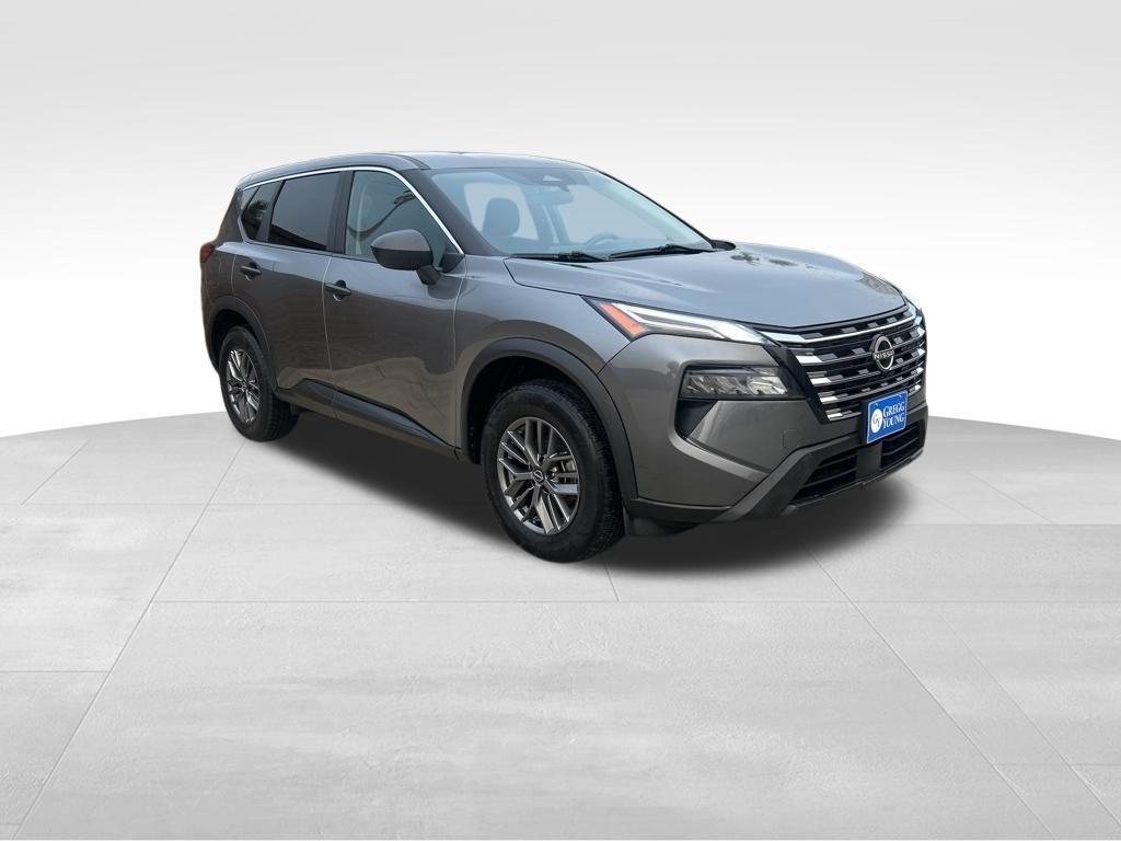 used 2024 Nissan Rogue car, priced at $21,918