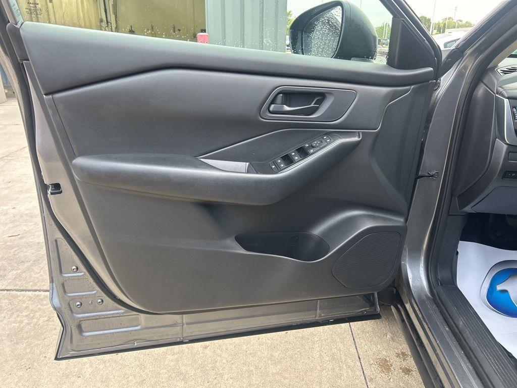 used 2024 Nissan Rogue car, priced at $21,918