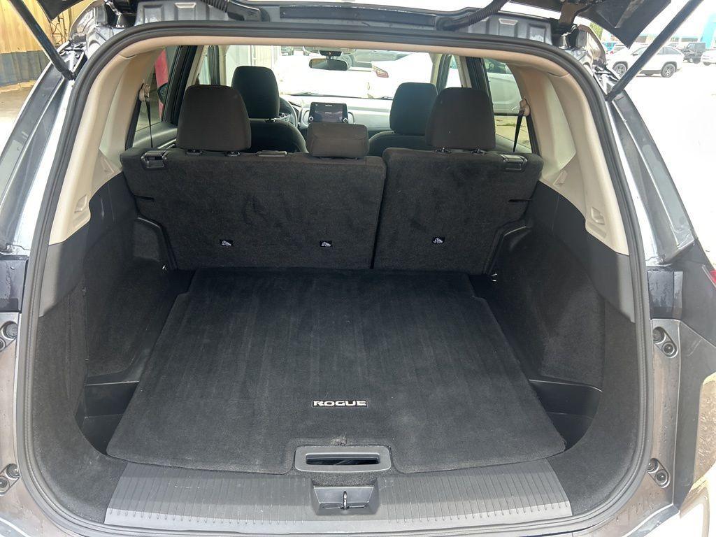 used 2024 Nissan Rogue car, priced at $21,918