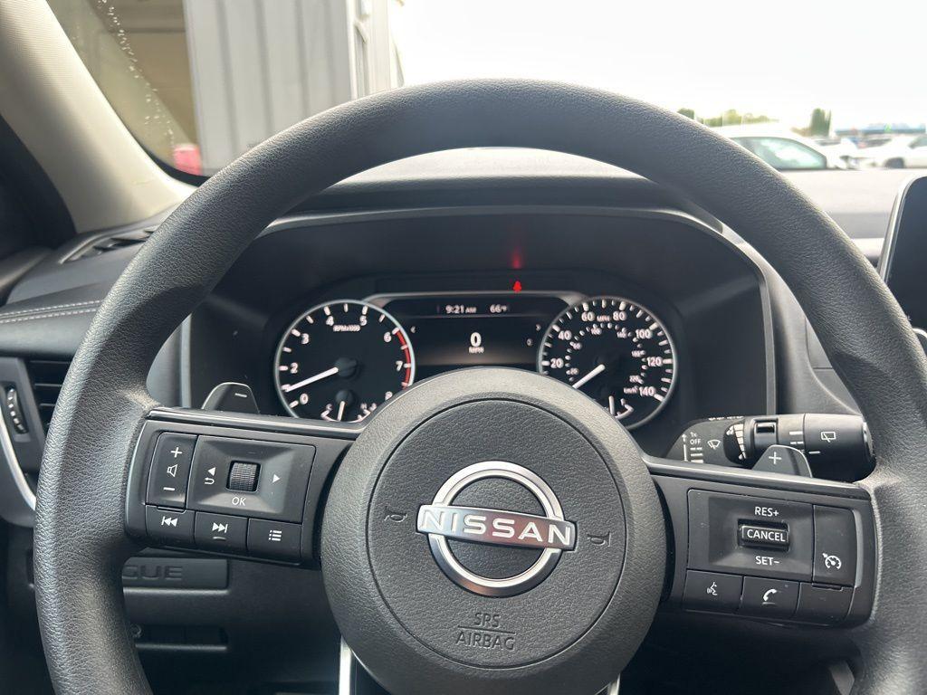 used 2024 Nissan Rogue car, priced at $21,918