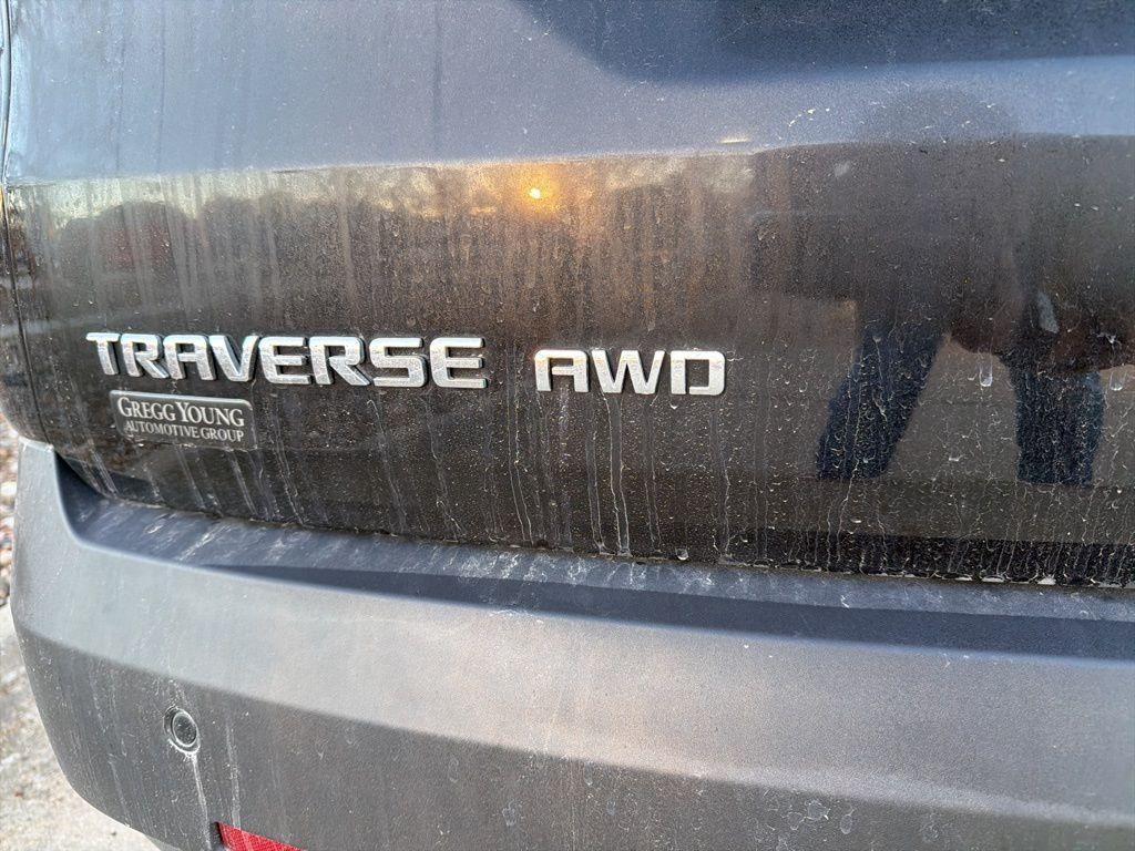 used 2020 Chevrolet Traverse car, priced at $26,714