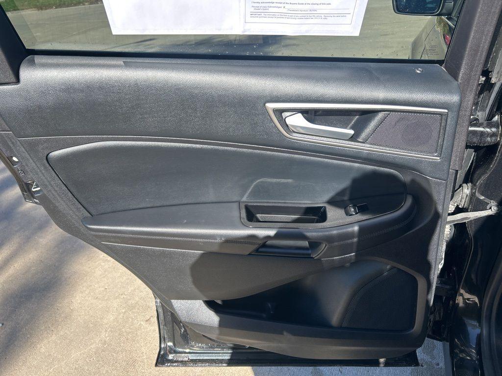 used 2015 Ford Edge car, priced at $11,700