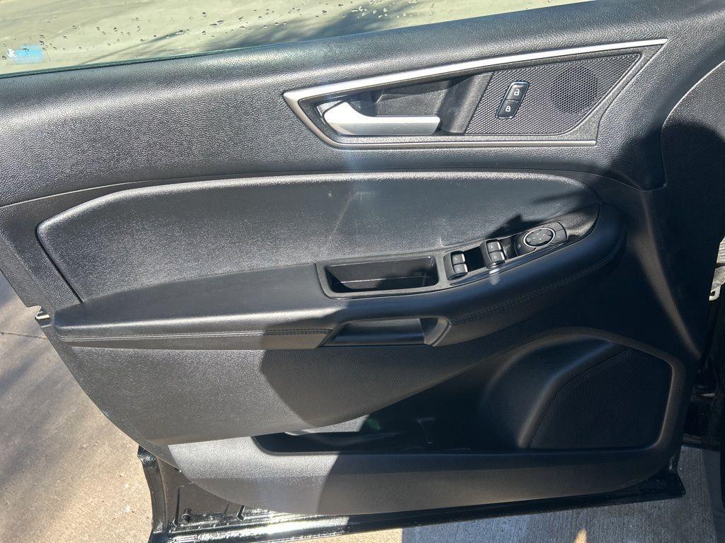 used 2015 Ford Edge car, priced at $11,700