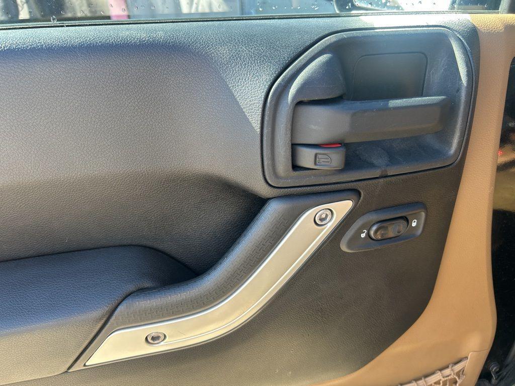 used 2013 Jeep Wrangler Unlimited car, priced at $22,572